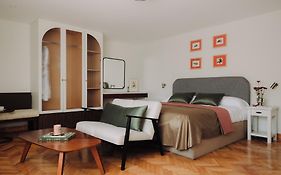 Longchamps l Zamalek l Boutique Hotel with Breakfast